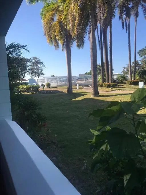 Lägenhet Negril Condo By The Beach Apt. 194 Point Village Jamaica